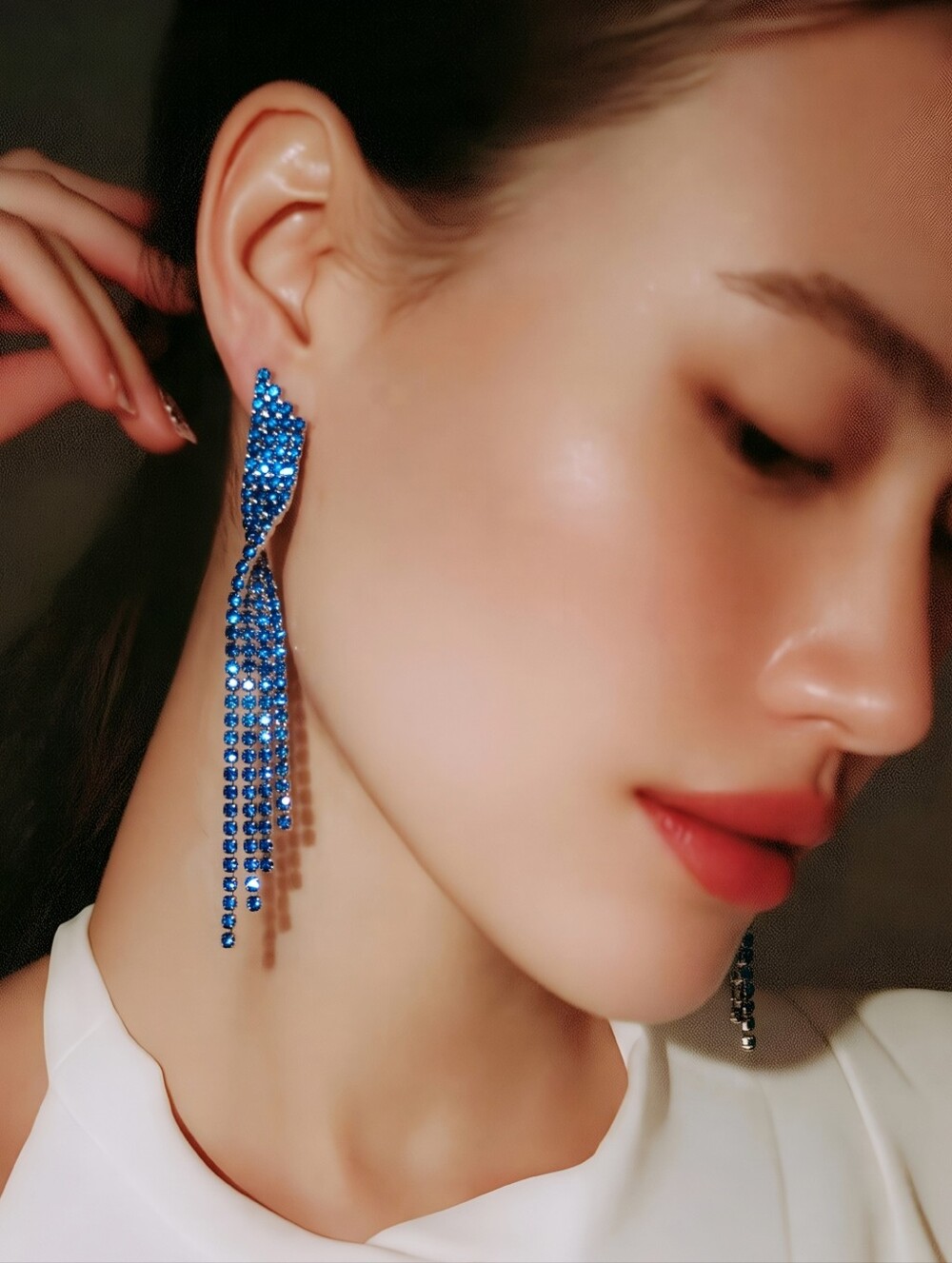 Windsor Sapphire Twist Rhinestone Earrings Blue Dangle Strand Statement NWT